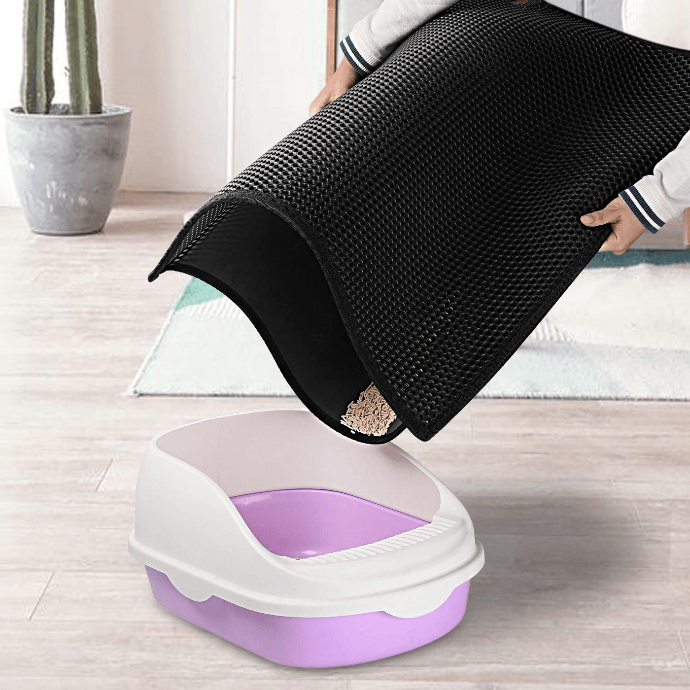 Honeycomb Cat Litter Mat - Waterproof & Non-Slip.
