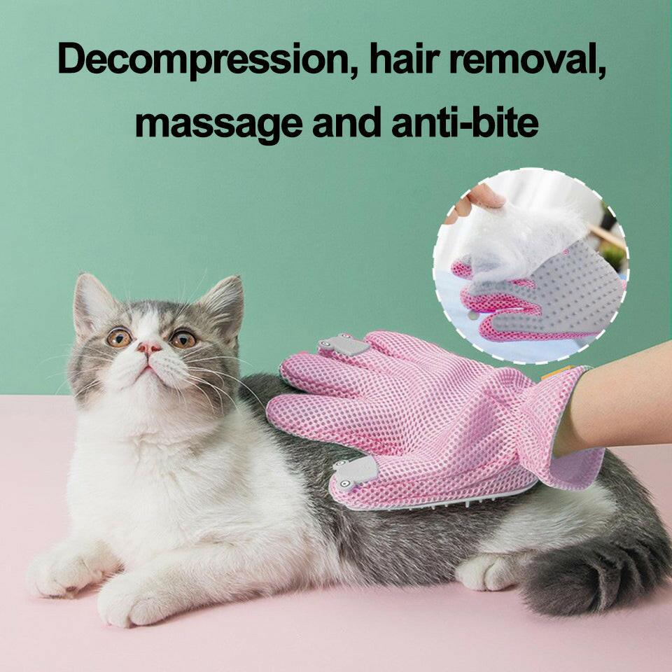 Pet Grooming Glove Deshedding and Massage™.